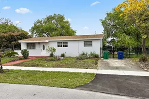 2251 NW 180th Terrace, Miami Gardens, FL 33056 - Photo 2