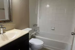 8185 NW 7th St, Miami, FL 33126 - Photo 16