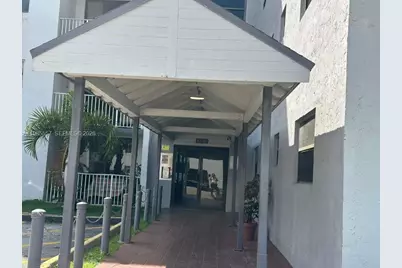 8185 NW 7th St #319, Miami, FL 33126 - Photo 2