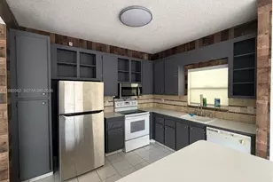 6706 SW 152nd Ct, Miami, FL 33193 - Photo 4