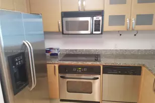 2101 Brickell Ave, Miami, FL 33129 - Photo 10