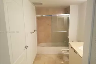 2101 Brickell Ave, Miami, FL 33129 - Photo 14