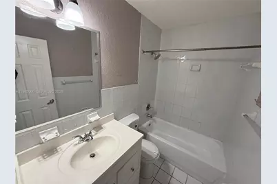 159 W 8th St #9, Hialeah, FL 33010 - Photo 4