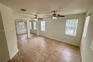 24304 SW 109th Ave, Homestead, FL 33032 - Photo 2