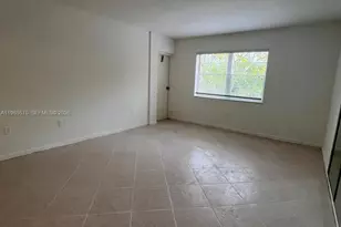 4354 NW 9th Ave, Deerfield Beach, FL 33064 - Photo 10