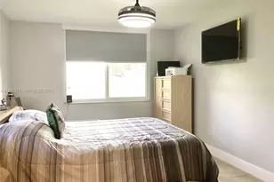 8900 Washington Blvd, Pembroke Pines, FL 33025 - Photo 22