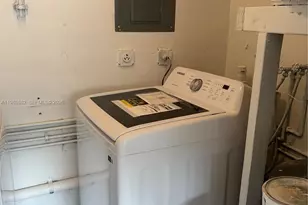 6172 SW 44th St, Davie, FL 33314 - Photo 14