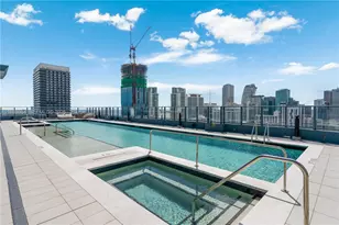 121 NE 5th, Miami, FL 33132 - Photo 10