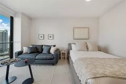 121 NE 5th #2604, Miami, FL 33132 - Photo 12