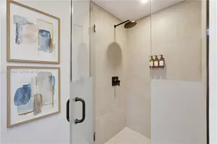 121 NE 5th, Miami, FL 33132 - Photo 20