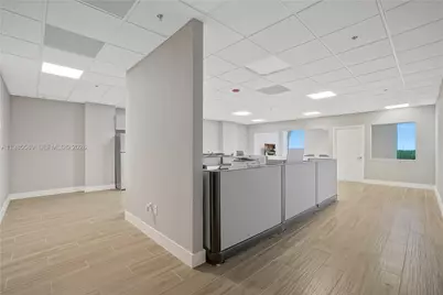 12550 Biscayne Blvd #902, North Miami, FL 33181 - Photo 6