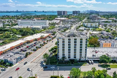 12550 Biscayne Blvd #902, North Miami, FL 33181 - Photo 14
