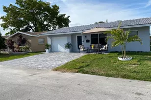 7303 NW 57th Dr, Tamarac, FL 33321 - Photo 14