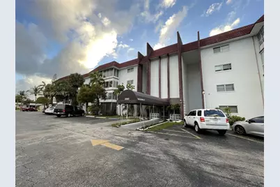 2061 NW 47th Ter #306, Lauderhill, FL 33313 - Photo 2