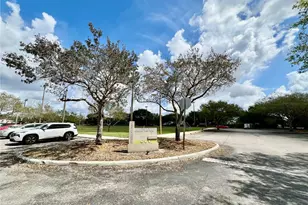 2102 NW 193rd Ave, Pembroke Pines, FL 33029 - Photo 44