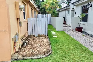 2102 NW 193rd Ave, Pembroke Pines, FL 33029 - Photo 64
