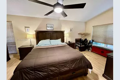 2102 NW 193rd Ave, Pembroke Pines, FL 33029 - Photo 28