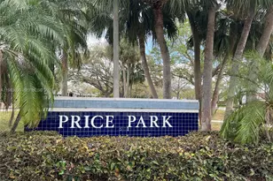 2102 NW 193rd Ave, Pembroke Pines, FL 33029 - Photo 42