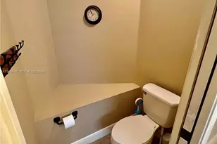 2102 NW 193rd Ave, Pembroke Pines, FL 33029 - Photo 40