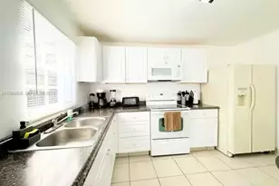 412 NW 95th St, Miami, FL 33150 - Photo 12