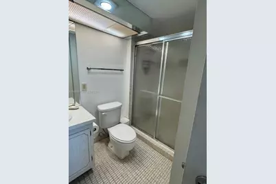 3675 N Country Club Dr #508, Aventura, FL 33180 - Photo 12