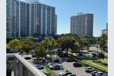 3675 N Country Club Dr #508, Aventura, FL 33180 - Photo 14