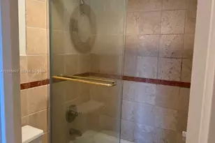 3675 N Country Club Dr, Aventura, FL 33180 - Photo 8