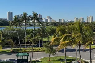 3675 N Country Club Dr, Aventura, FL 33180 - Photo 12