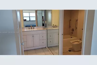 290 W 174th St #2105, Sunny Isles Beach, FL 33160 - Photo 10
