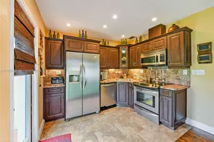 6457 SW 10th St, West Miami, FL 33144 - Photo 14