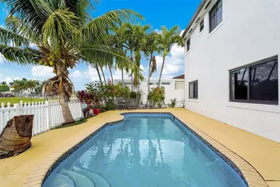 22542 SW 103rd Ct, Cutler Bay, FL 33190 - Photo 28