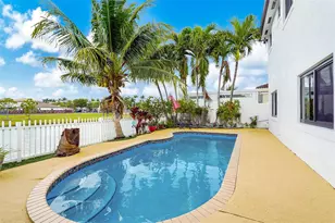 22542 SW 103rd Ct, Cutler Bay, FL 33190 - Photo 38