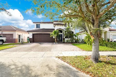 22542 SW 103rd Ct, Cutler Bay, FL 33190 - Photo 2
