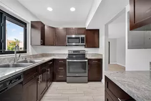 1451 NW 92nd Ave, Pembroke Pines, FL 33024 - Photo 1