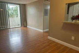 8185 NW 7th St, Miami, FL 33126 - Photo 12