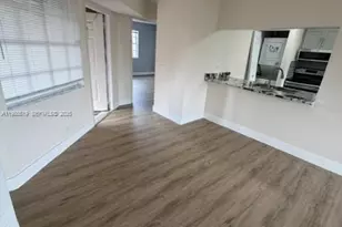 8657 SW 5th St, Pembroke Pines, FL 33025 - Photo 4