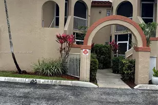8657 SW 5th St, Pembroke Pines, FL 33025 - Photo 2