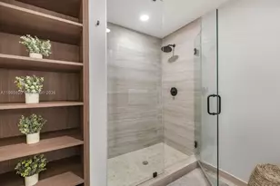 580 72nd St, Miami Beach, FL 33141 - Photo 14