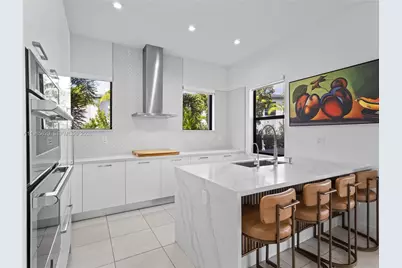 8281 NW 48th Ter, Doral, FL 33166 - Photo 22