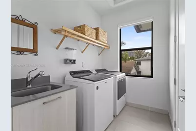 8281 NW 48th Ter, Doral, FL 33166 - Photo 44