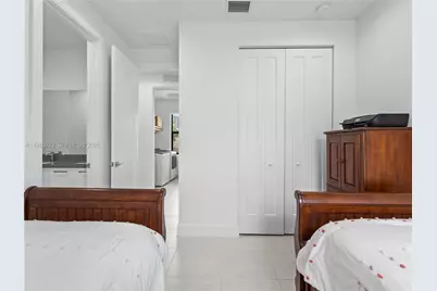 8281 NW 48th Ter, Doral, FL 33166 - Photo 36