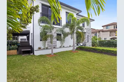 8281 NW 48th Ter, Doral, FL 33166 - Photo 4