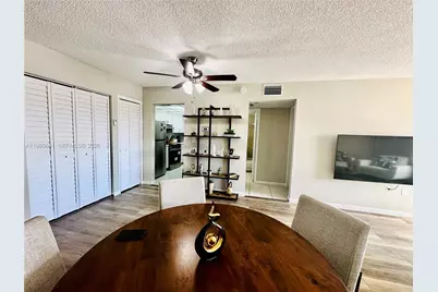 17530 NW 68th Ave #C4012, Hialeah, FL 33015 - Photo 6