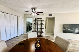 17530 NW 68th Ave, Hialeah, FL 33015 - Photo 6