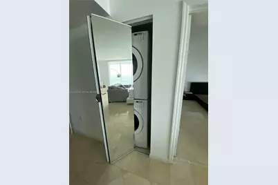 2101 Brickell Ave #2210, Miami, FL 33129 - Photo 8