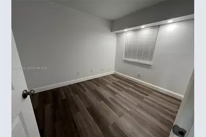 8635 NW 8th St #211, Miami, FL 33126 - Photo 14