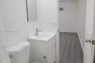 2260 SW 85th Way, Davie, FL 33324 - Photo 12