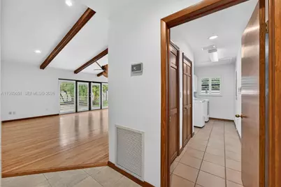 8263 SW 160th St, Palmetto Bay, FL 33157 - Photo 12