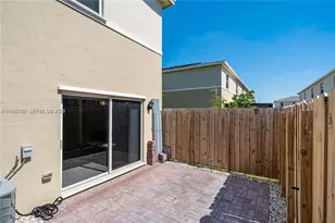 495 NE 5th Ln, Florida City, FL 33034 - Photo 14