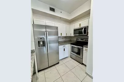 7290 NW 114th Ave #210-7, Doral, FL 33178 - Photo 2